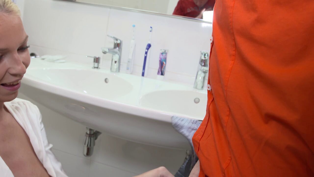 Sexy Hotel Maid XXX Romp