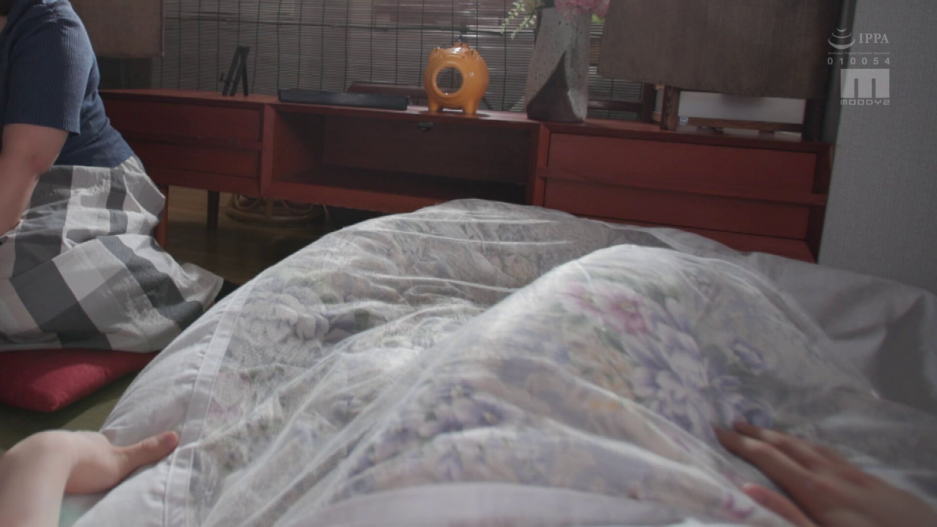 Girlfriend's Sister Jerks Secret POV
